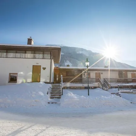 Ferienpark Schoneben * Wald im Pinzgau