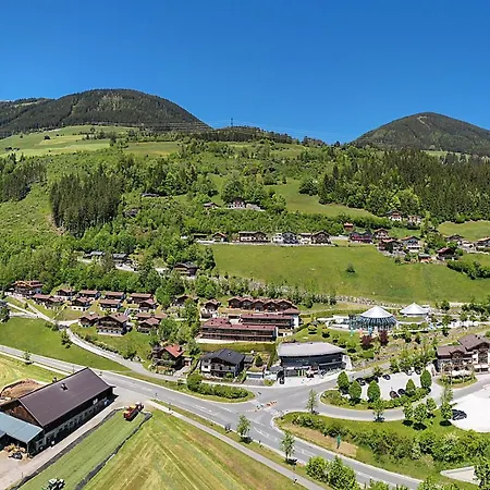 Hotel Ferienpark Schoneben *